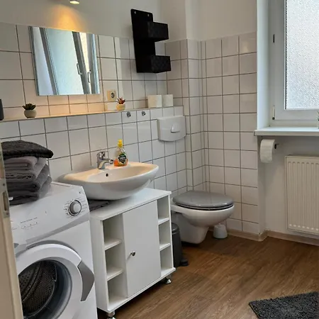 Am Muehlenviertel - 3 Schlafzimmer - 6 Betten - Wlan - Smart Tv - Altstadtnah 아파트 *